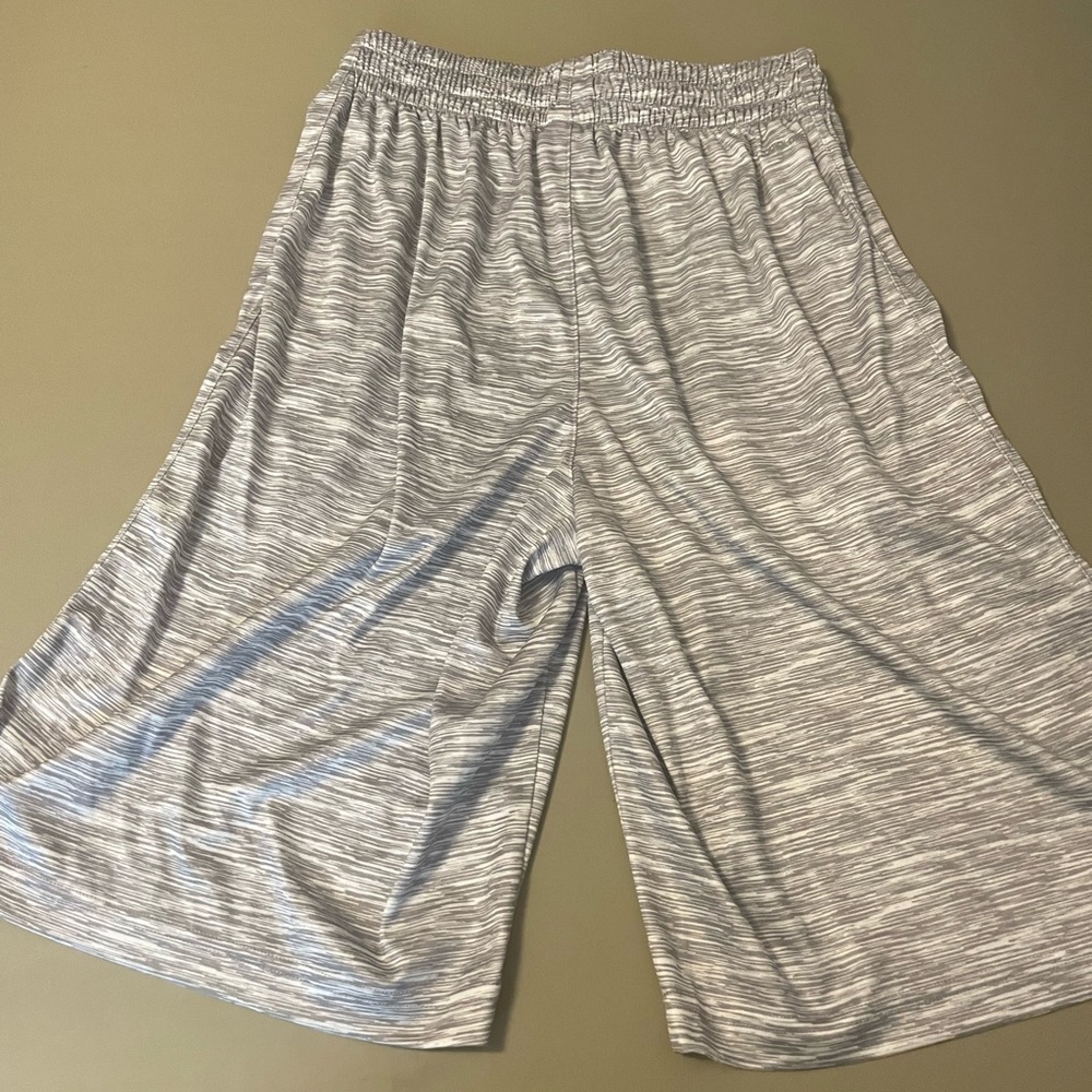 White/silver Qucik-dri Xersion shorts with pockets and drawstrings